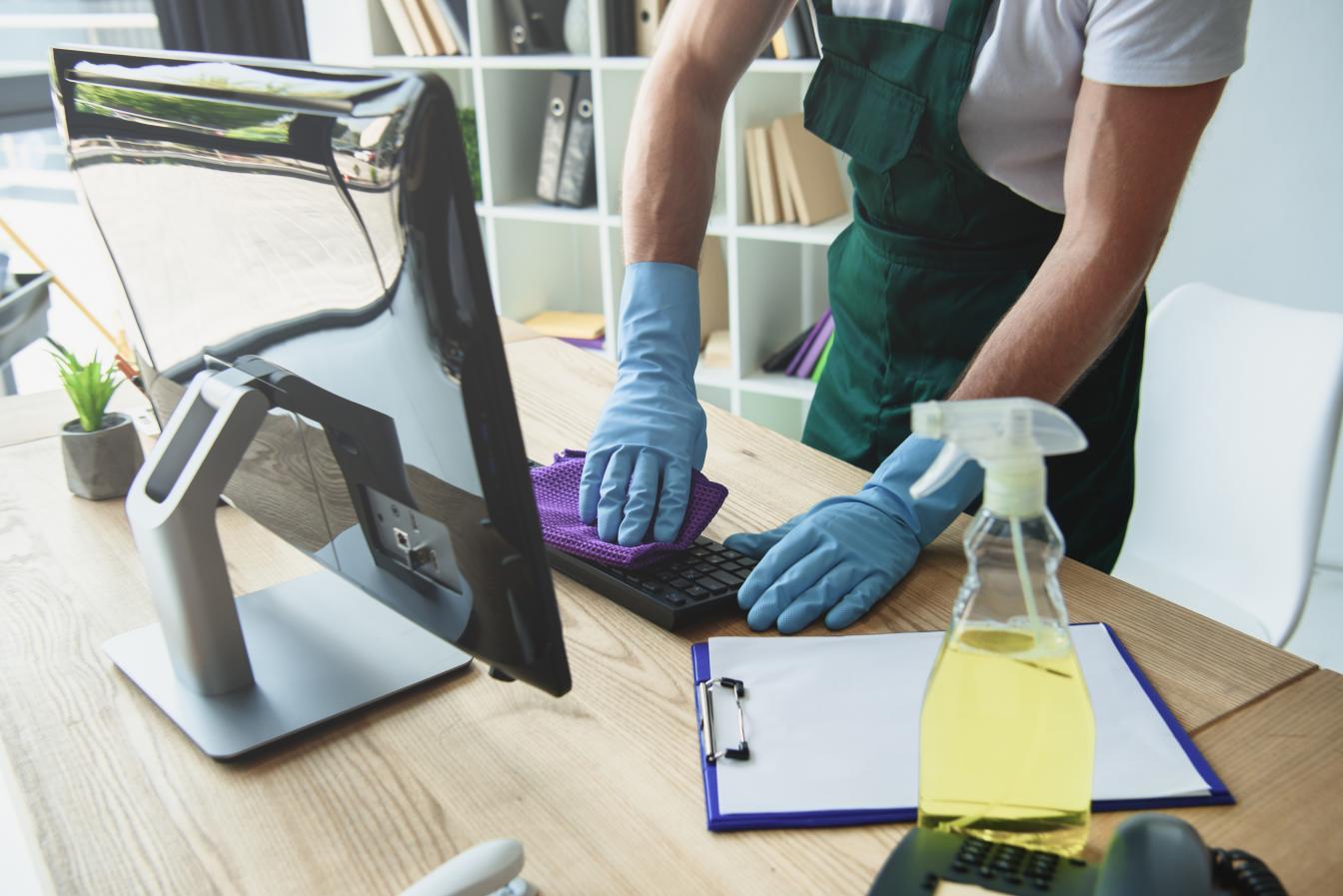 IT Equipment Cleaning